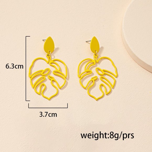 Bohemian Black Monstera Leaf Tropical Palm Frond Tree Leaf Dangle Earrings NEW - Picture 4 of 5